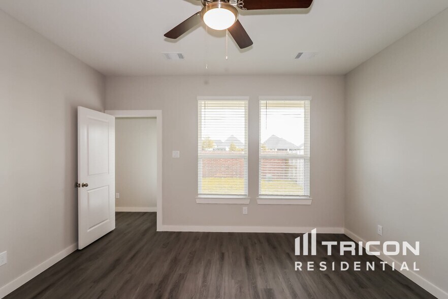 Building Photo - 2422 Cohorn Trl