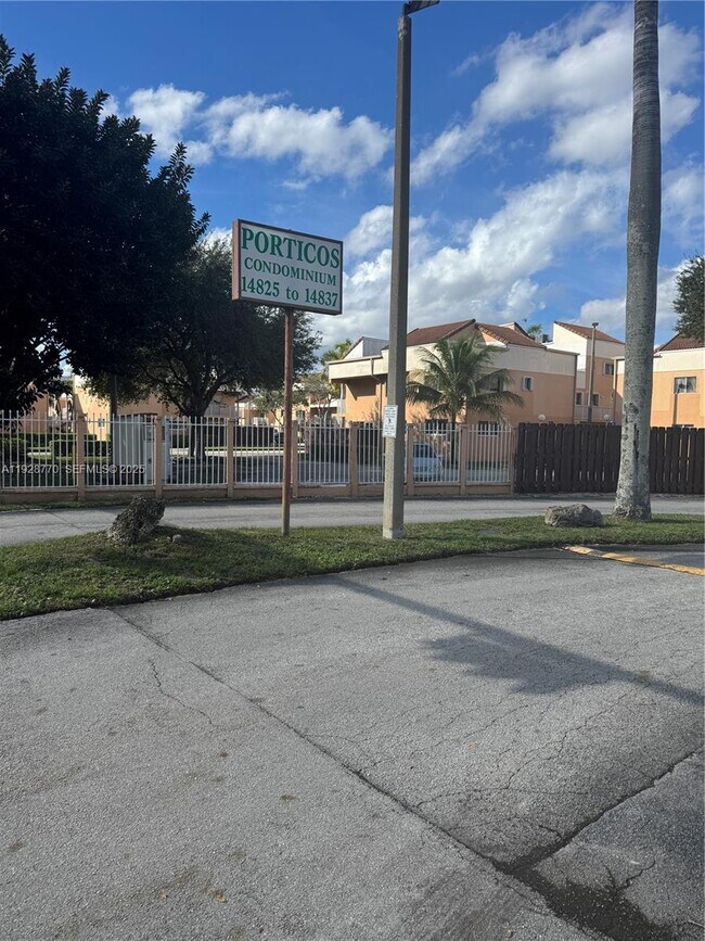 Building Photo - 14829 SW 80th St