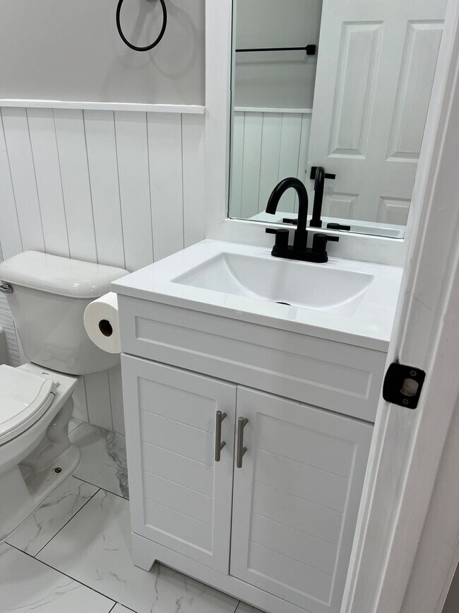 Building Photo - Remodeled Home with Excellent Location and Privacy - The Traditions