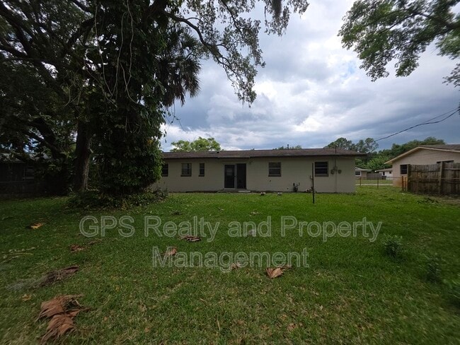 Building Photo - 1030 Pine Valley Ln