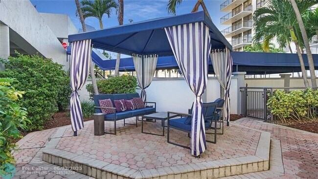 Building Photo - 3031 N Ocean Blvd