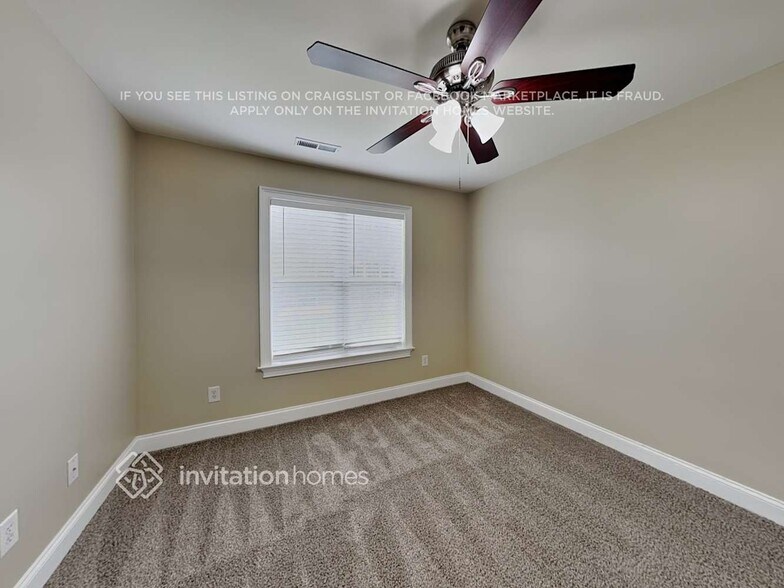 Building Photo - 48 Bergamont Cir