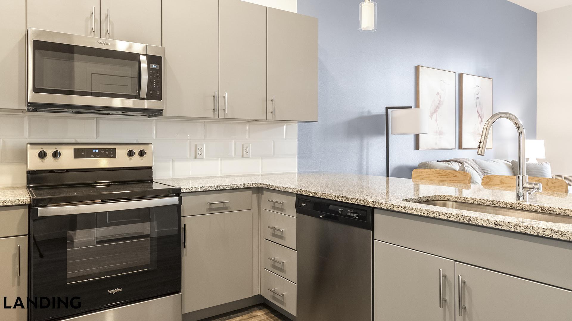 Building Photo - 185 Polaris Pointe