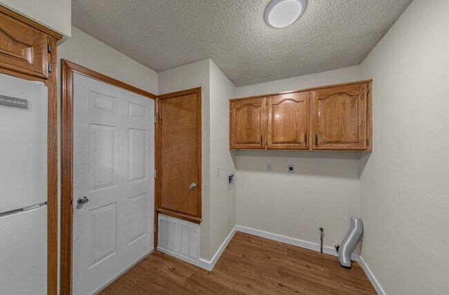 Building Photo - Great 2 Bed /1 Bath Downtown Bentonville