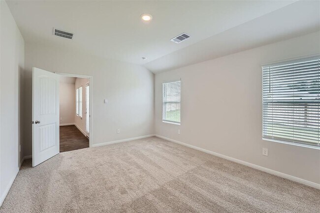 Building Photo - 322 Addison Pl