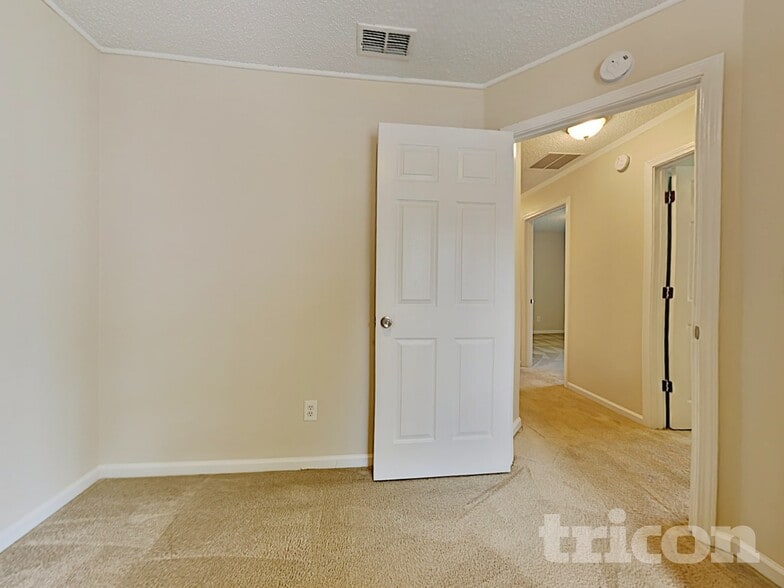 Building Photo - 2988 Plum Orchard Dr