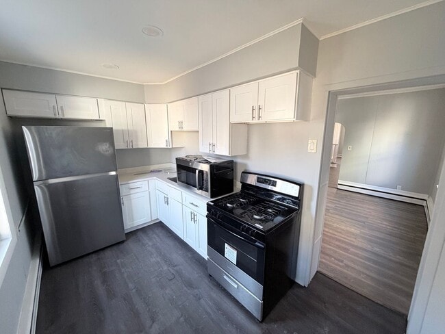 Building Photo - 106 Virginia Ave