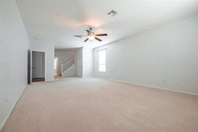 Building Photo - 521 Paladin Pl