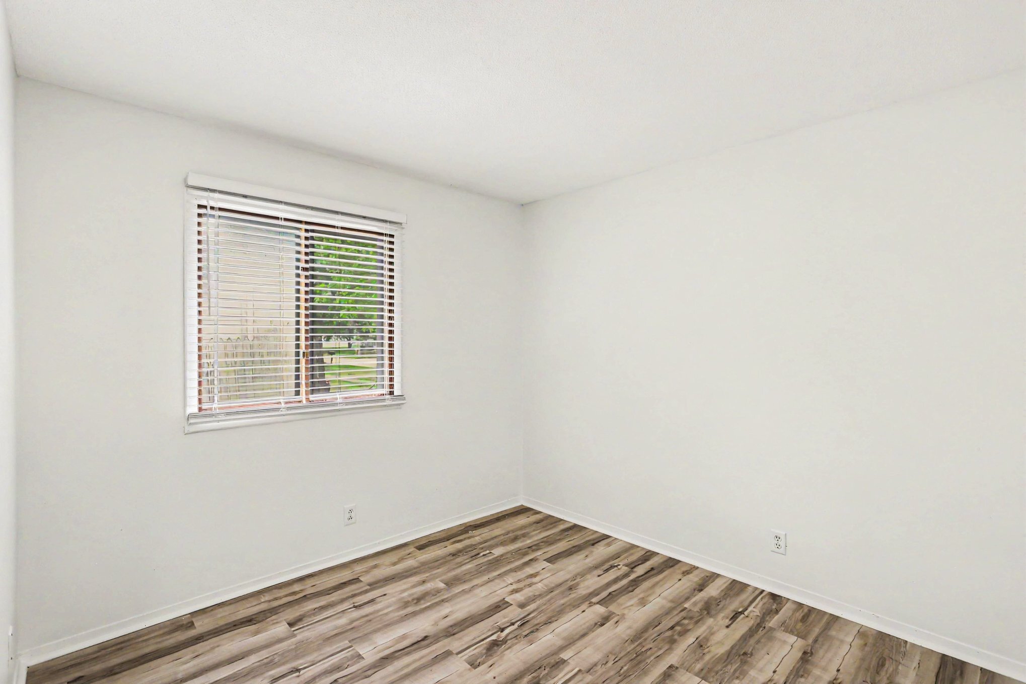 Building Photo - 4435 N 68th St
