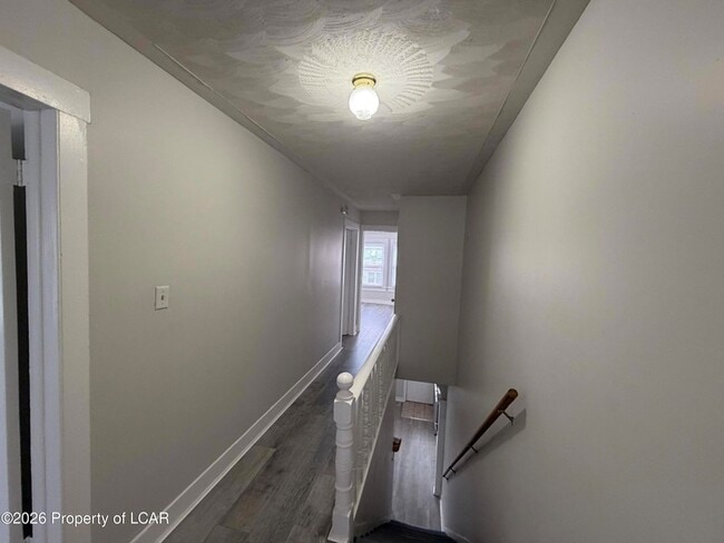 Building Photo - 178 S Sherman St