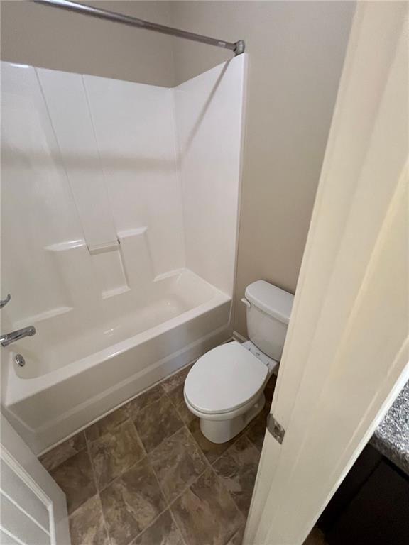 Building Photo - 586 Grenier Terrace NE