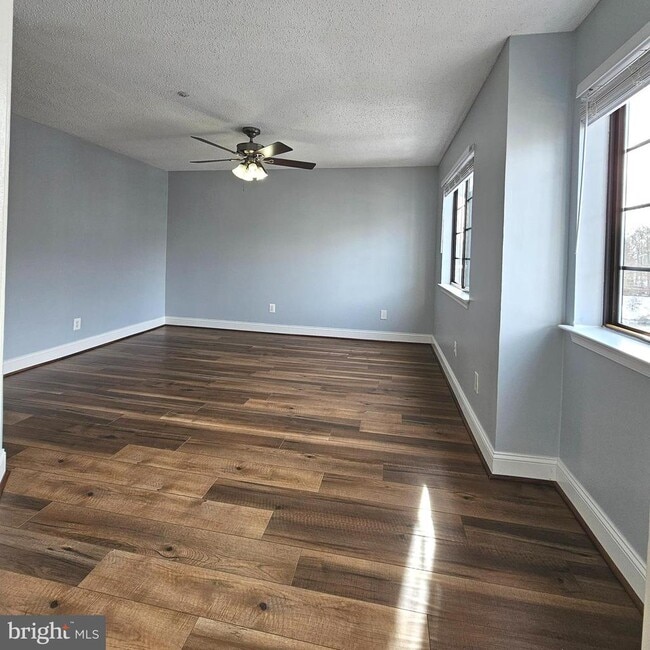 Building Photo - 7009 Birkenhead Pl