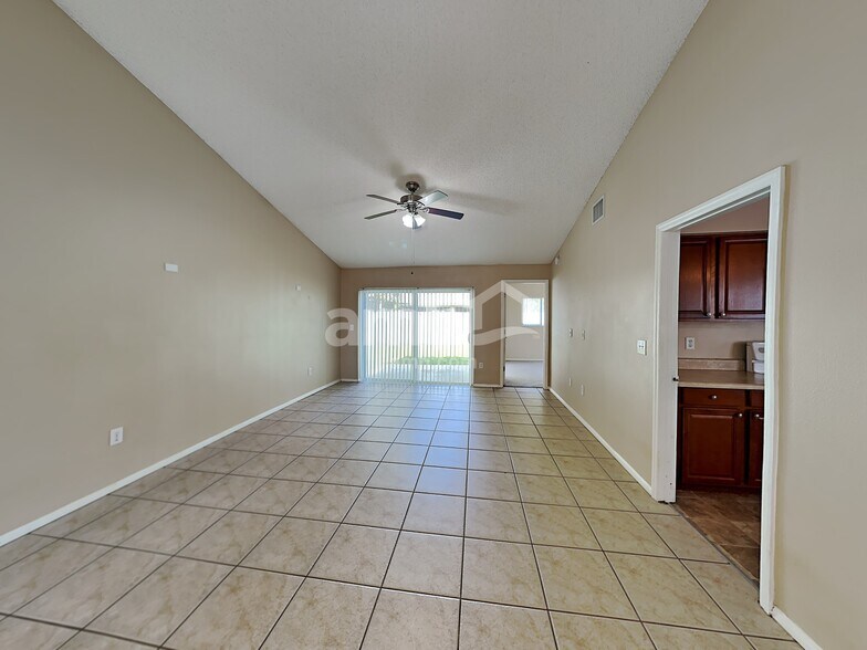 Building Photo - 11320 Clayridge Dr