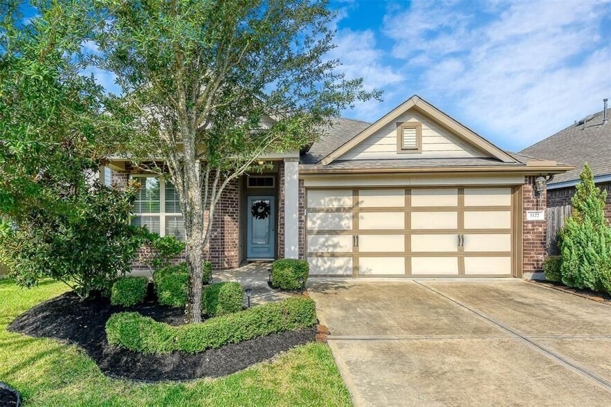 Building Photo - 3122 Crescent Oaks Park Ln