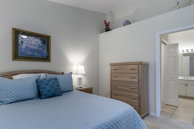 Building Photo - Turnkey Furnished Seasonal Rental – 2 Bedroom, 2 Bath in Burnt Store Marina