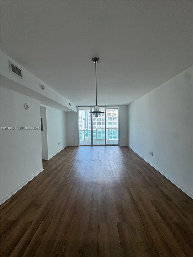 Building Photo - 951 Brickell Ave