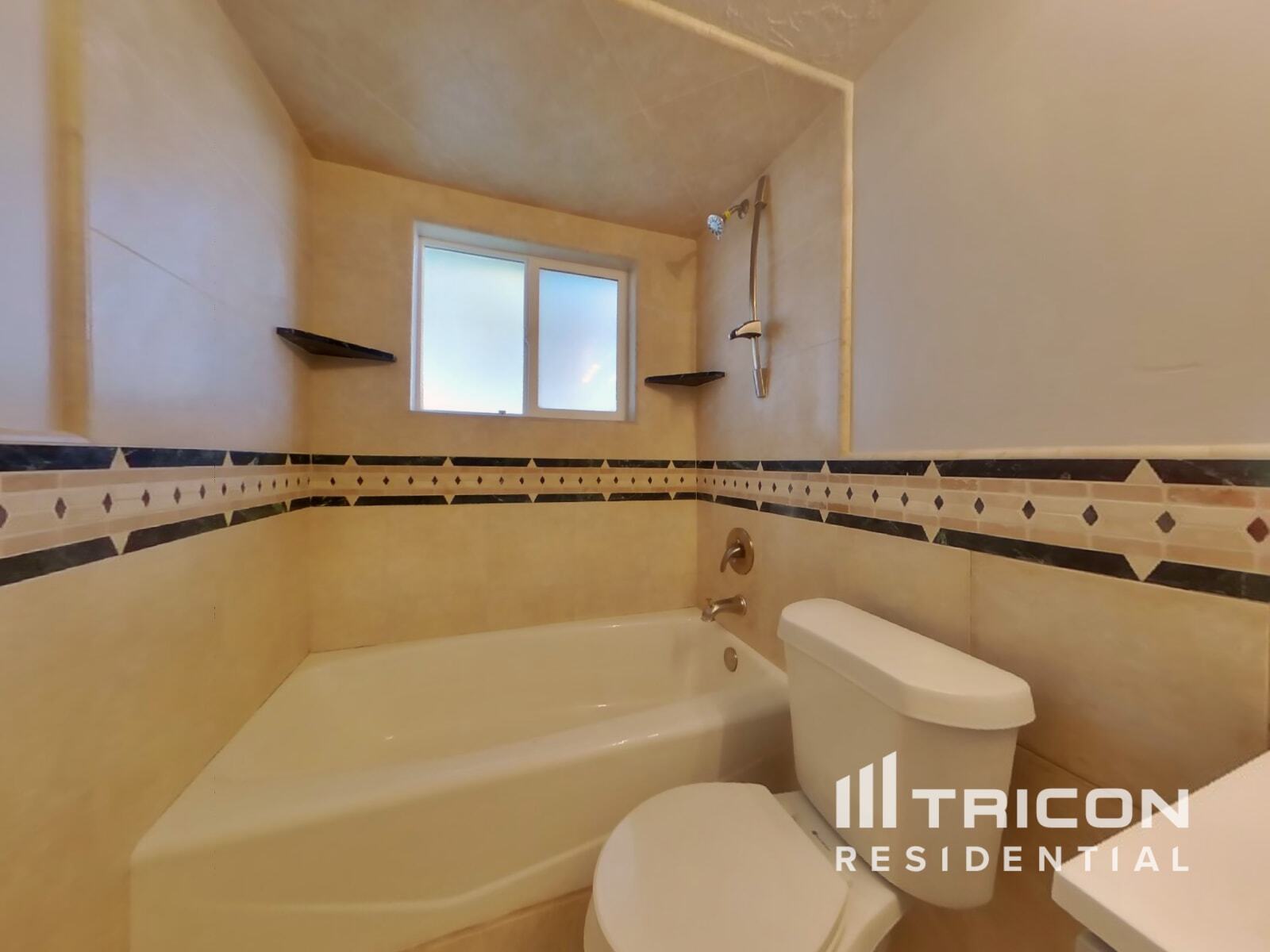 Building Photo - 1370 N 4700 W