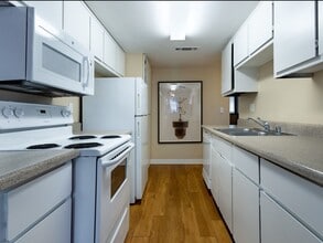 Building Photo - Acacia Apartments (03/26)