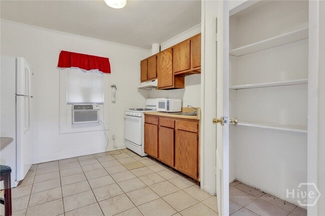 Building Photo - 5013 Ogeechee Rd