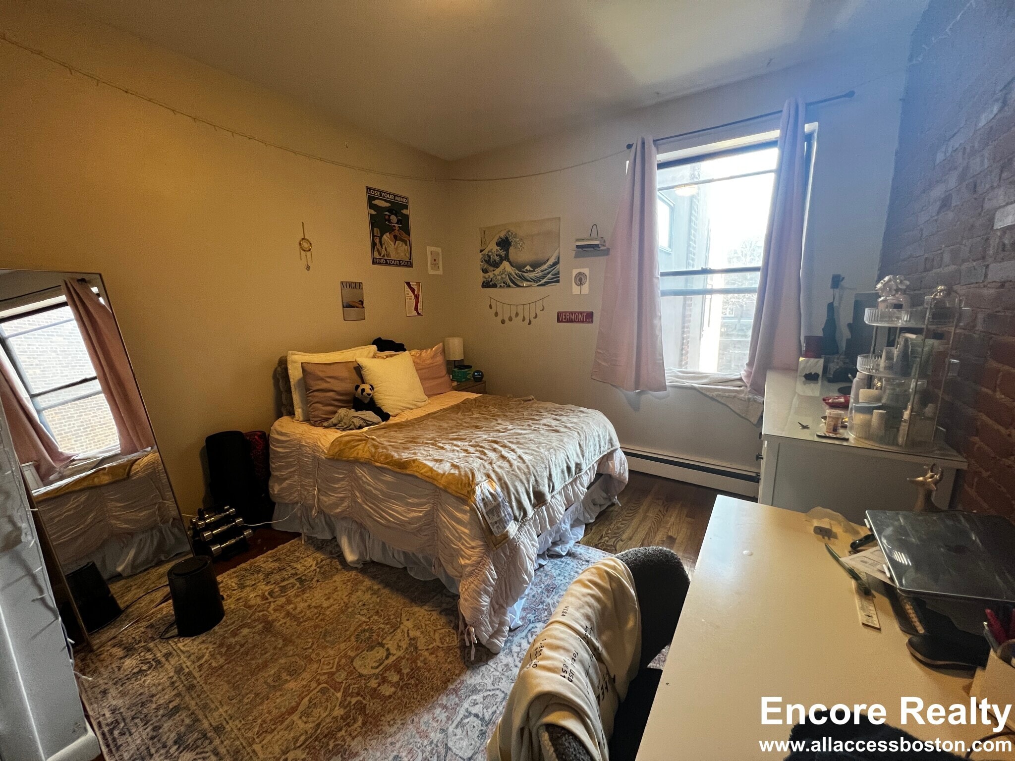 Building Photo - 15 Stearns Rd