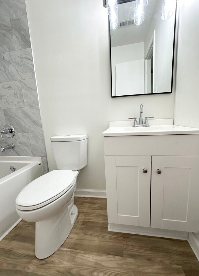 Building Photo - 208 Ridge Rd