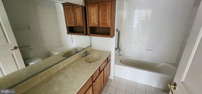 Building Photo - 1864 Gibson Rd