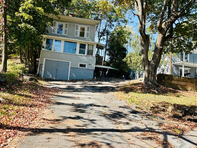 Building Photo - 234 Greenwich Ave