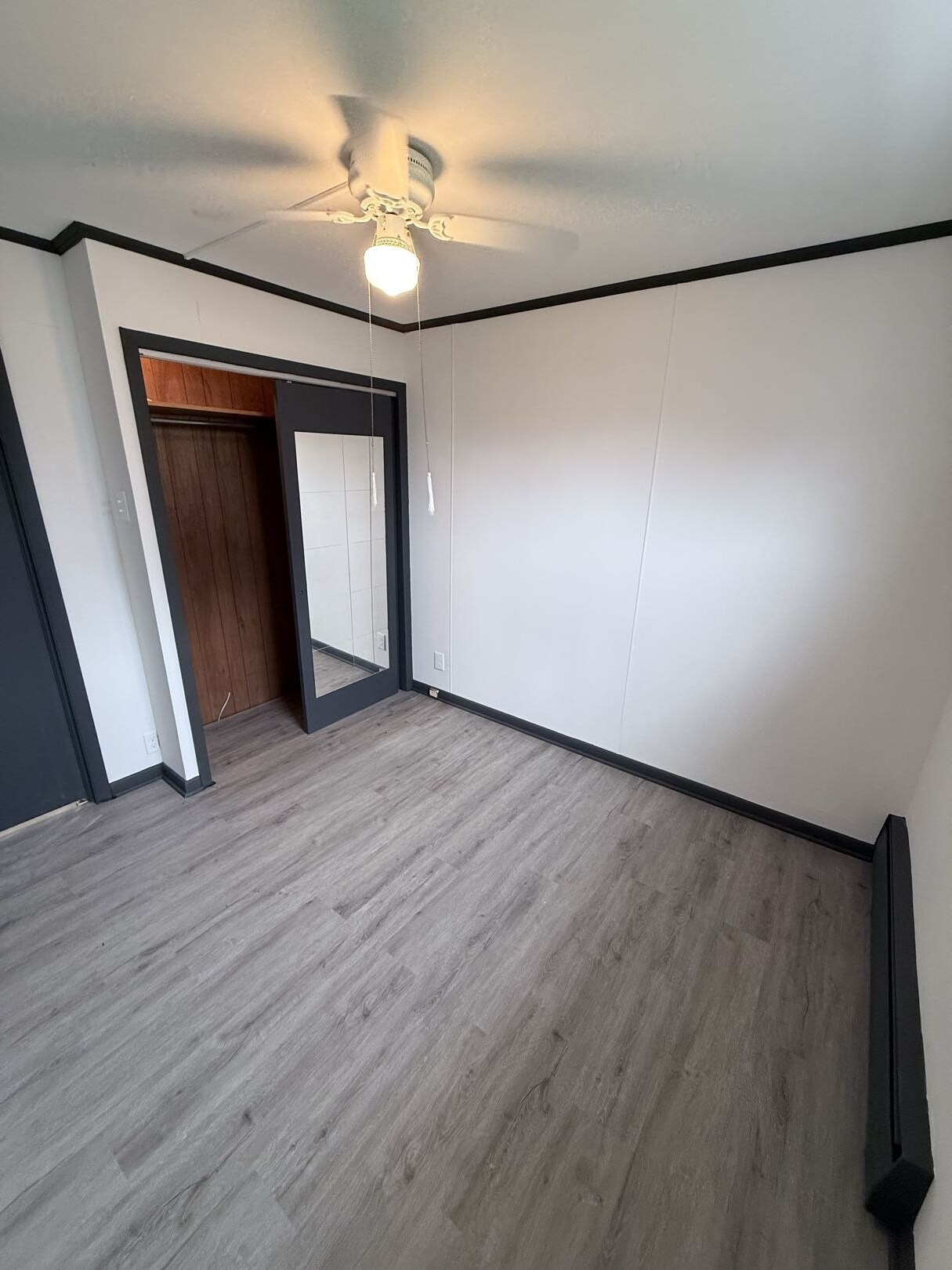 Building Photo - 3807 Pine Ave