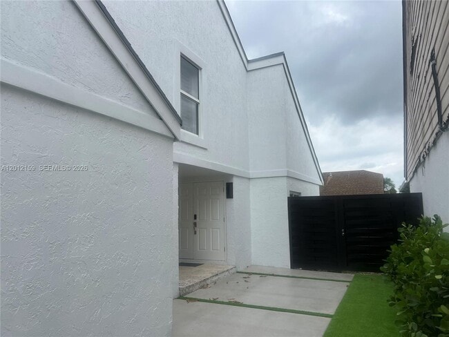 Building Photo - 13595 SW 99th St