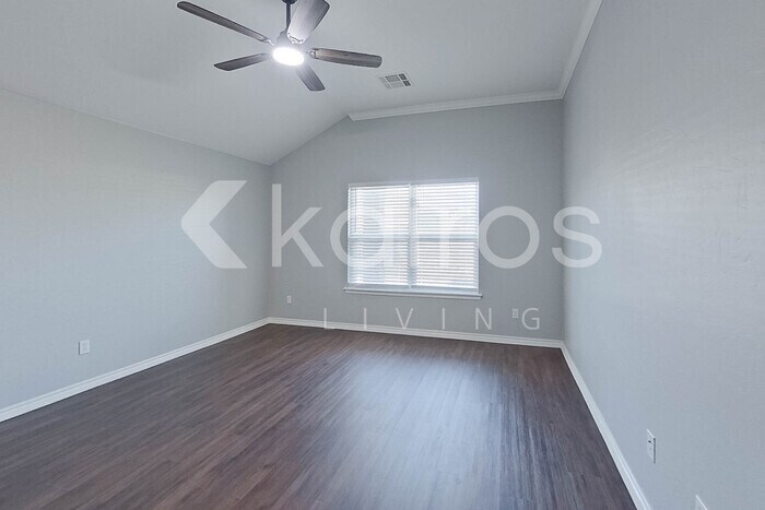 Building Photo - 11637 SW 10th St