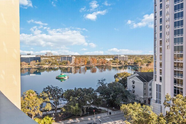 Building Photo - Beautiful Newly Renovated 2/2 Condo at The Waverly on Lake Eola in Downtown Orlando