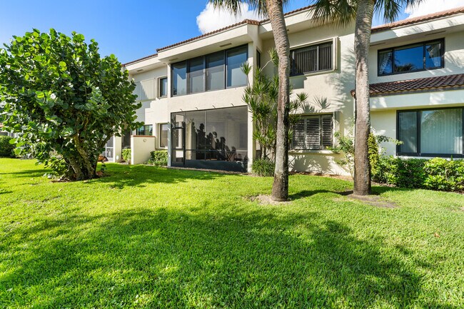 Building Photo - 403 Sea Oats Dr