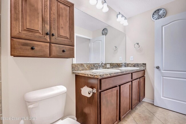 Building Photo - 3496 Bancroft Dr