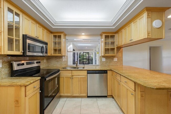 Building Photo - 5151 Oakmont Pl