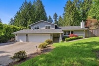 Building Photo - 3bd/2.5ba Bellevue Home