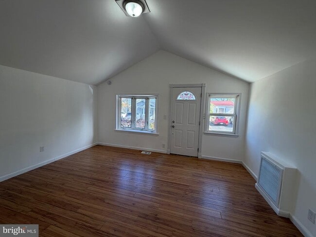 Building Photo - 226 Outlook Blvd