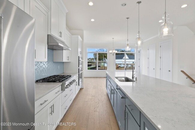 Building Photo - 3 Valiant Ct