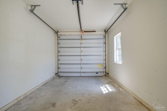 Building Photo - 2741 Bay Club Dr