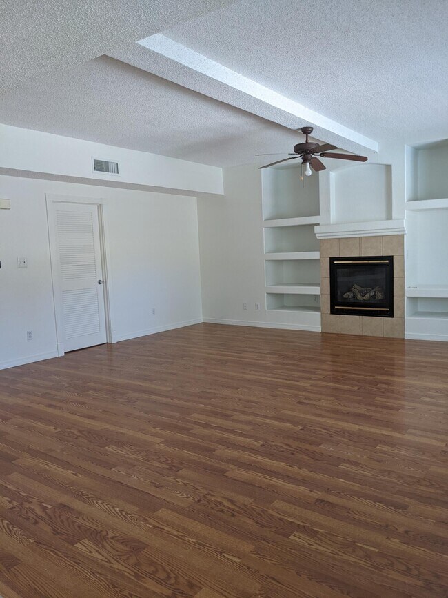 Building Photo - 12509 Sun Haven Dr