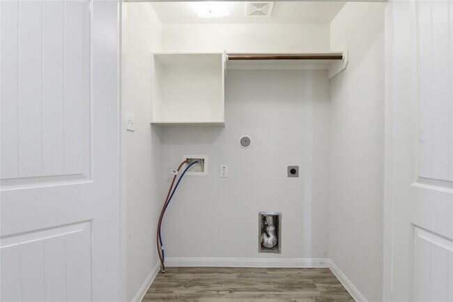 Building Photo - 3 Santa Barbara Dr