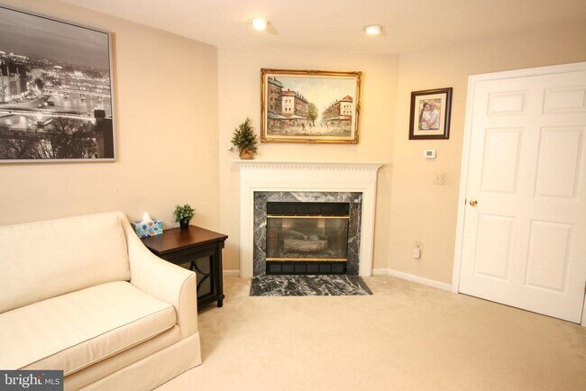 Building Photo - 1392 Park Garden Ln