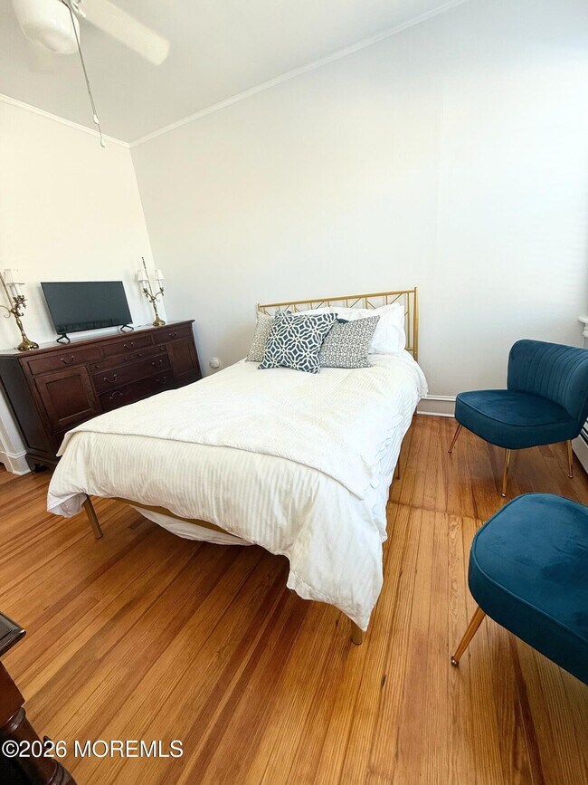 Building Photo - 20 Woodland Ave