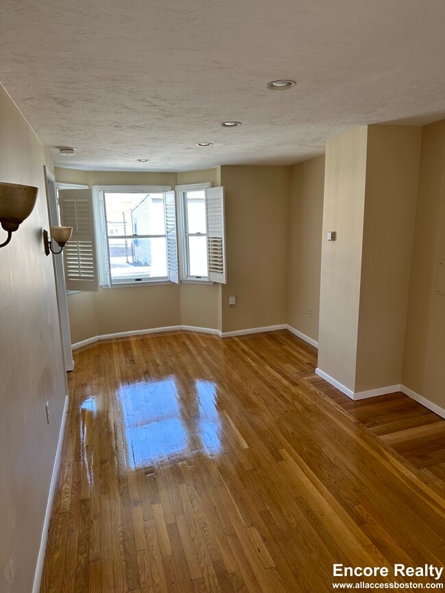 Building Photo - 5 Grimes St