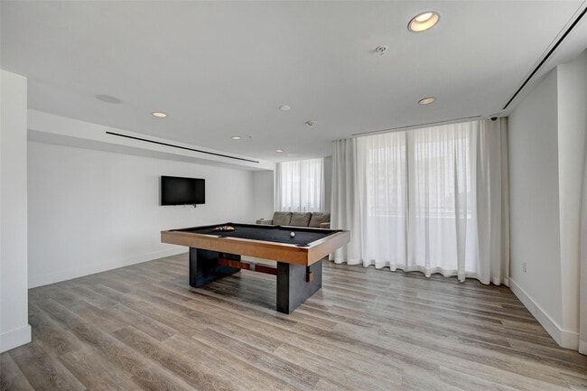 Building Photo - 110 N Federal Hwy