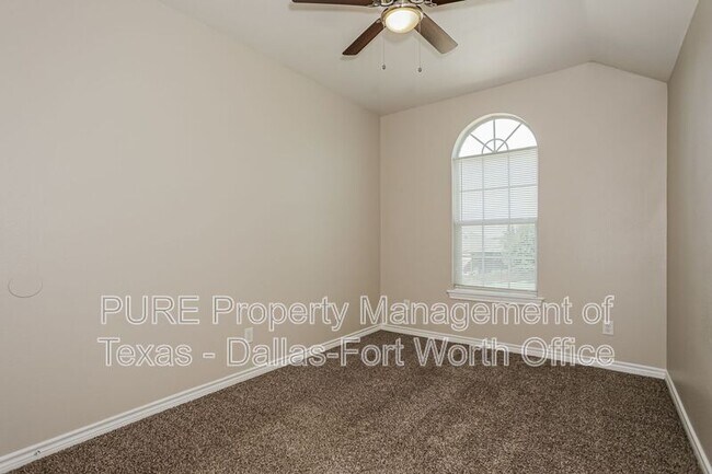 Building Photo - 4000 Cottage Park Ct