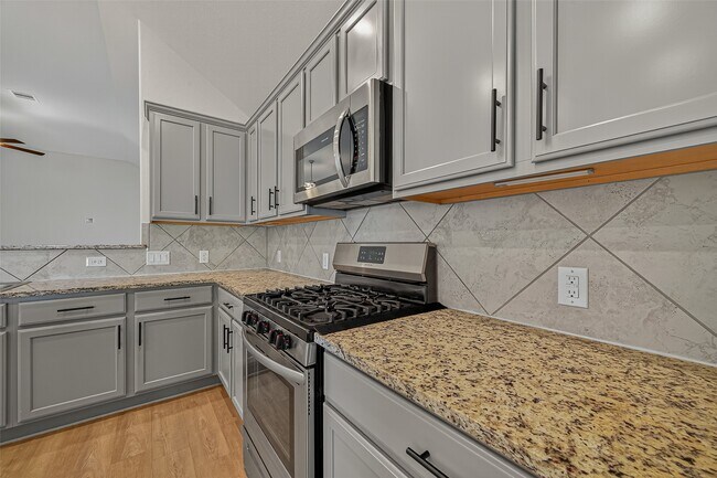 Building Photo - 6238 Milbridge Creek Ln