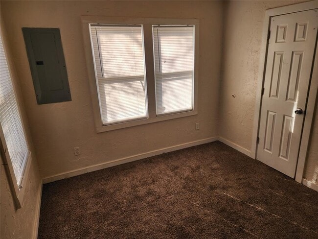 Building Photo - 616 NW 36th St