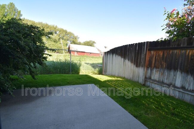 Building Photo - 623 Westgate Ave