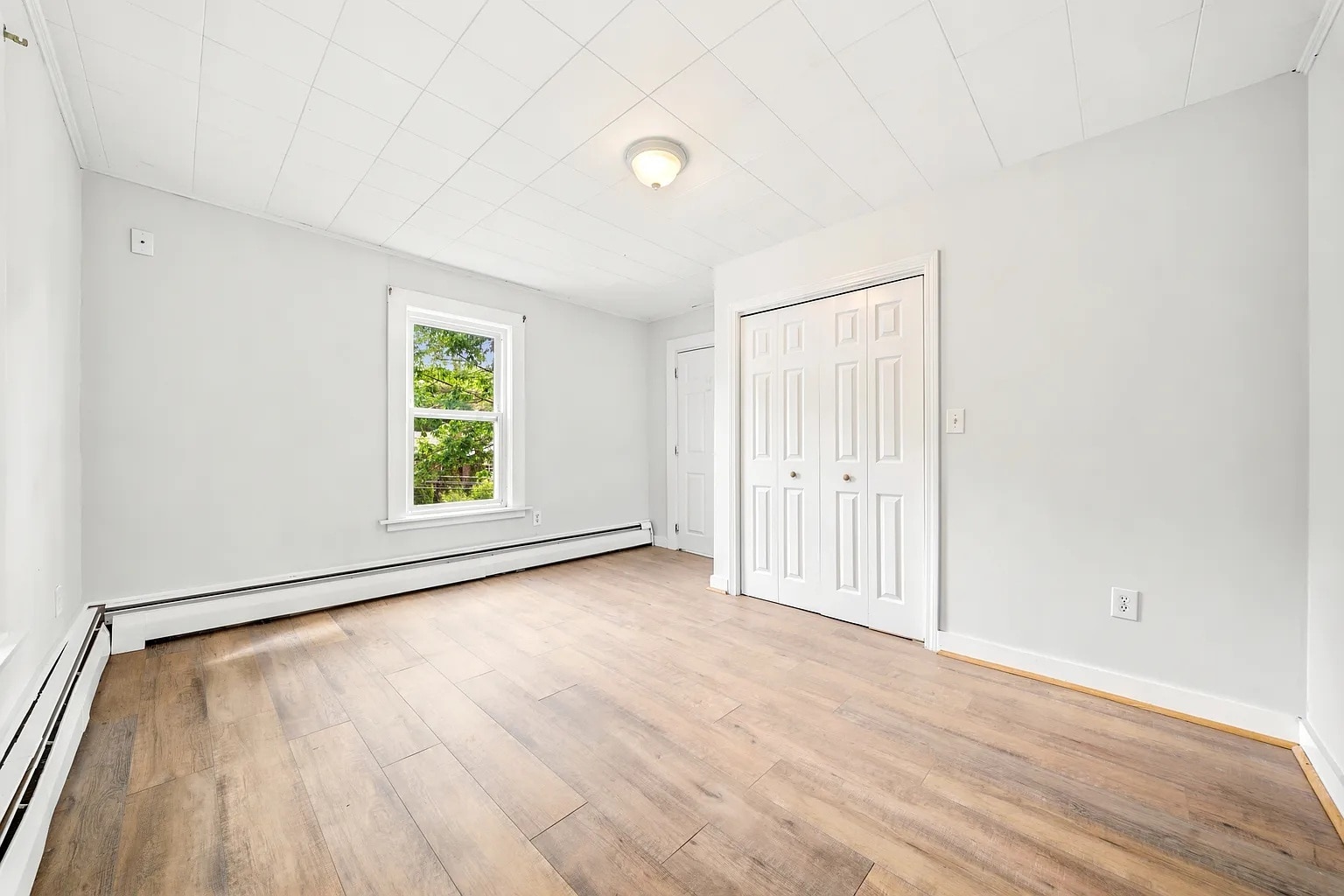 Building Photo - 722 Highland Ave