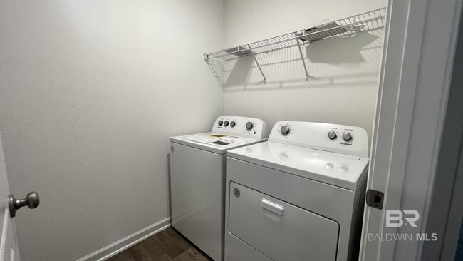 Building Photo - 13580 Cannes Ct